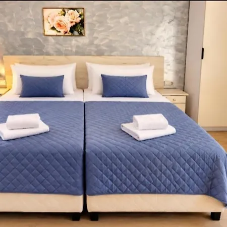 Victoria Apartment *